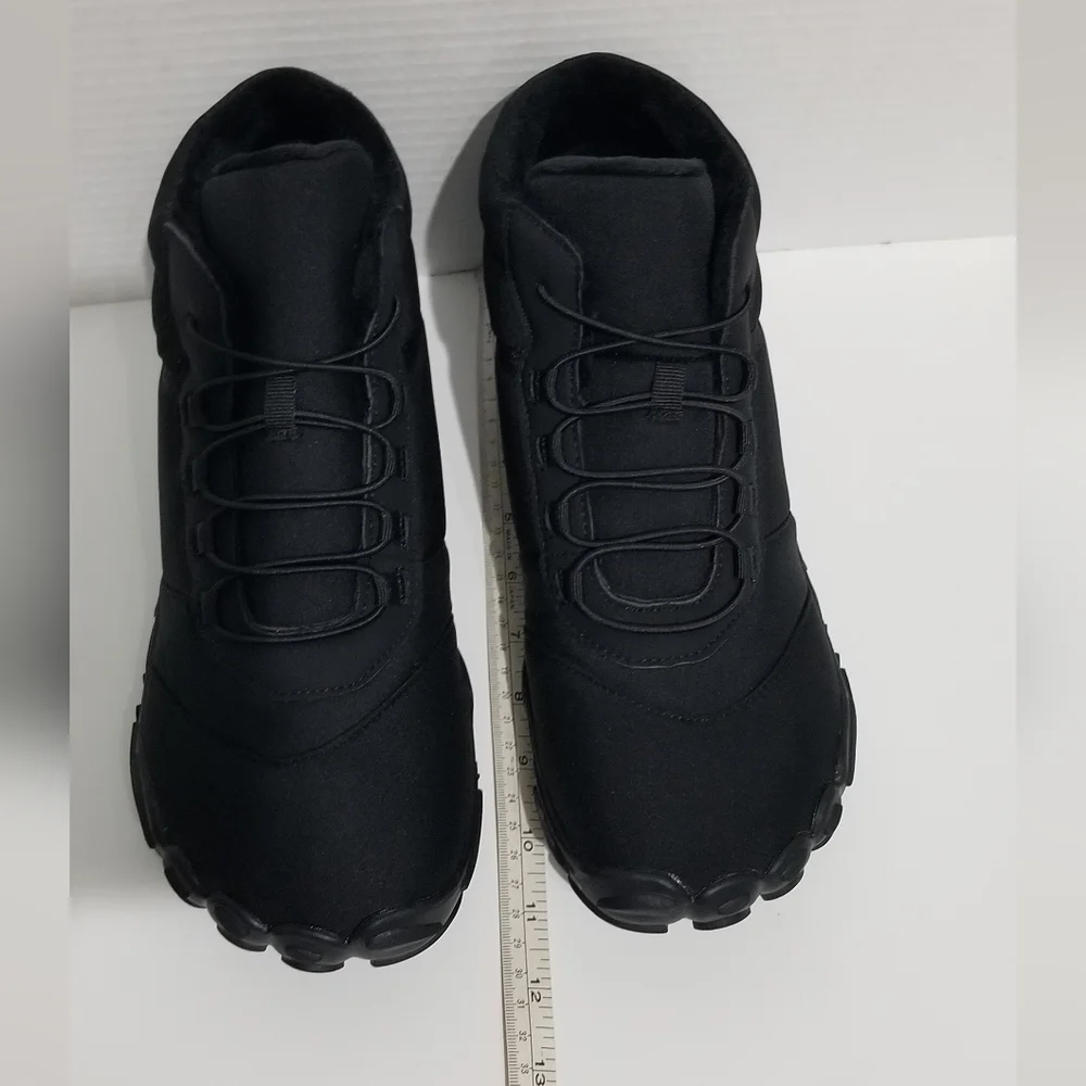 Hike Footwear these barefoot